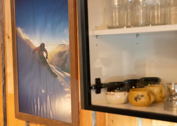 Slopeside Luppo - Original Log Cabin, Sauna, 100m Pyhätunturi